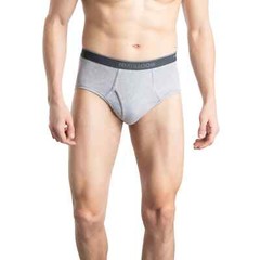 Fashionably Comfortable 3 or 6-Pack of Fruit of the Loom Men’s Briefs Underwear