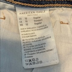 American Eagle Outfitters Women’s Straight Leg Jeans – Medium Blue