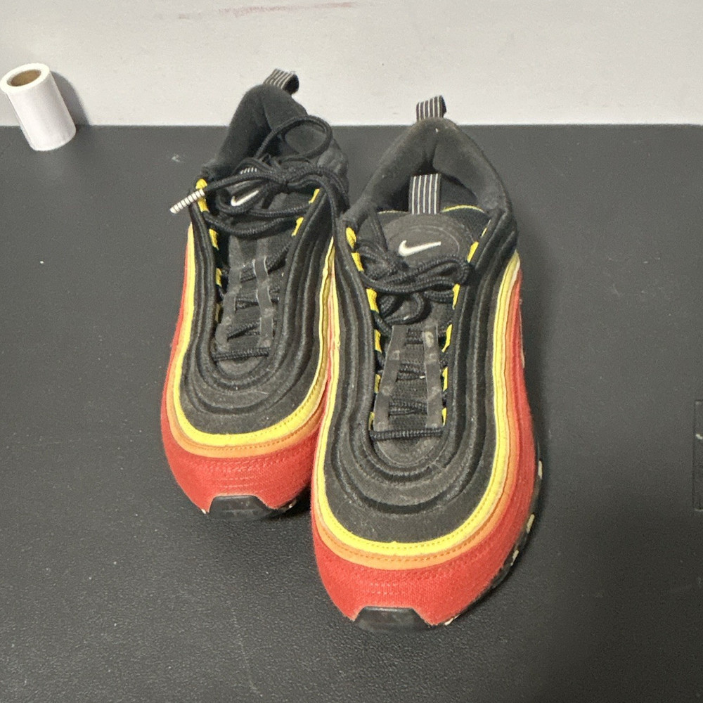 Nike Air Max 97 Men’s Low Top Colorblock Black/Red/Yellow Lace-Up Fair