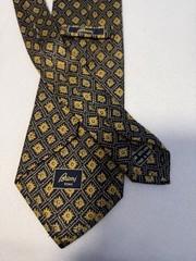 BRIONI Navy Blue Silk Luxury Tie w Gold Medallion Design 60” X 3.7”