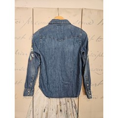 Levi’s Western Denim Shirt XS Blue Floral Embroidered Pearl Snap Classic Fit
