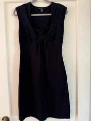 Women’s Banana Republic Black Sleeveless Stretch sheath Dress, Size 8P EUC