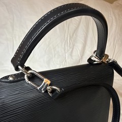 Louis Vuitton Black Epi Satchel Top Handle Zip Bag Detachable Strap Silver