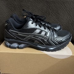 ASICS Gel-Kayano 14 Black Pure Silver 1201A019-006 Men’s Size 10