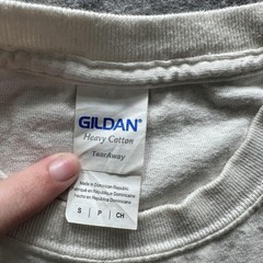 Gildan Shirt Mens Small Beige Photo Man Money Graphic Tee Gun Back Double Sided