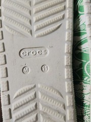Crocs Classic Duke Crocodile Print Slide V2 M 11 Green Ivy White Sandal Beach