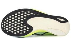ASICS Metaspeed Edge+ Low Sky Hazard Green – 1013A116-401