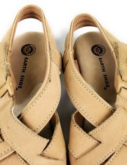 Earth Shoe Cedar Sandals Brown Tan Leather Hook & Loop Women’s 7 US EUC