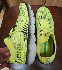 Skechers GoRun MaxRoad 4 Hyper burst Men’s running shoe Sz 12.5 Lime Black White
