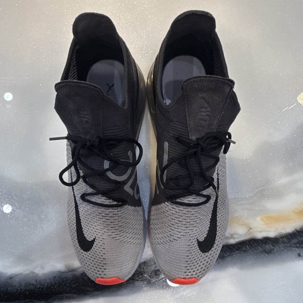 Nike Air Max 270 Men’s Gray/Black Low Top Lace-Up Athletic Sneakers Orange