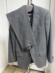 Garrison Bespoke Grey Wool Suit 40 R
