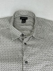 Claiborne Men’s Button Up Shirt Size XL Short Sleeve Black-Beige Geo Pattern