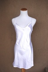 BCBG Sexy 1990’s Mini Dress Sz 4 Empire V Neck Moss Green & White Sheath w Slip