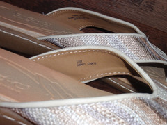 BOC Born Concept Zeva Flip Flop Sandal Women 10M Flat Boho Beige Tan Stripe New