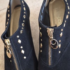 California Magdesians Suede Leather 80’s Studded, front zip up, Ankle Booties