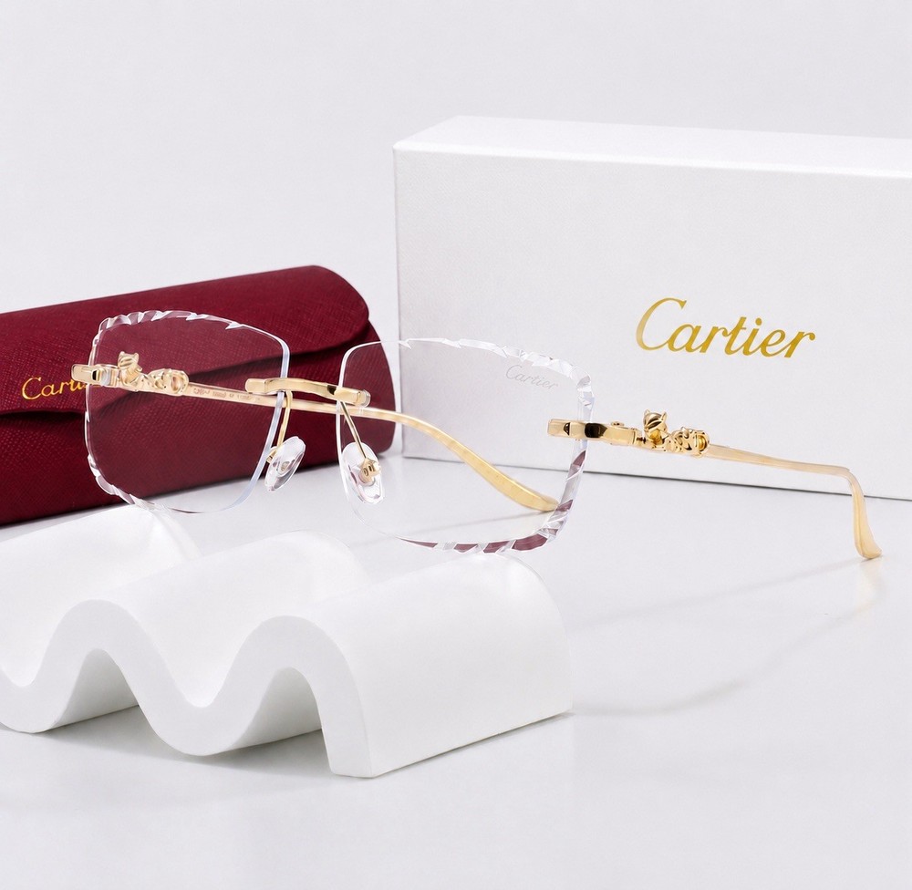 Cartier Décor Panthère Rare Collection Diamond Cut Clear Lens Gold Frame.