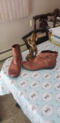 Earth Origins Women’s Leather Ankle Boots 12M