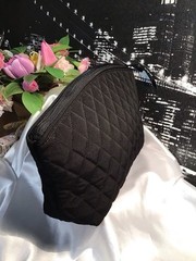 Vera Bradley Grand Travel Large Quilted Cosmetic Bag Classic BLACK NWT RV$59