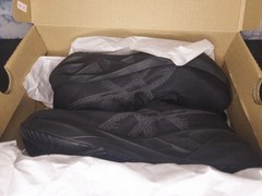 ASICS Novablast 5 Black/Carrier Grey Men’s 7 Road Running Shoes NEW IN BOX