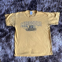 Missouri Tigers Graphic T Shirt Yellow NCAA College Tee Size M