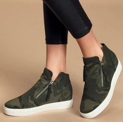 Caliber CAL103S Women’s Camo Side Zip Ankle Sneaker Boot Fabric US 10
