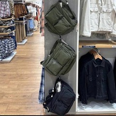 UNIQLO Multi Pocket Shoulder Bag 2 Colors Handbag For Men Women Messenger Bags