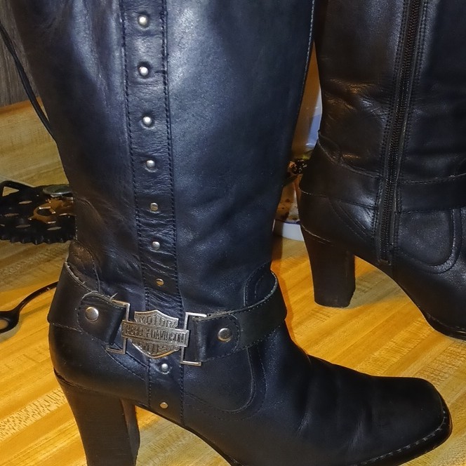 Harley-Davidson Women’s Black Leather Mid-Calf Biker Boots Zip Buckle D85507