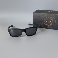 Oakley Jupiter Squared Polarized Sunglasses OO9135 Matte Black/Black Iridium