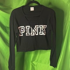 VSX Pink Black w “PINK” in Tie-Dye, Lace Up Vneck, L Slv, Crop Top S