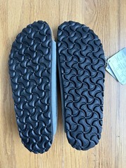 Birkenstock Arizona Soft Footbed in Gray Women’s 6-6.5 (EU 37) Men 4