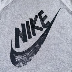Nike Crewneck Sweatshirt Pullover Women’s Size M Gray Long Sleeve Unique Design