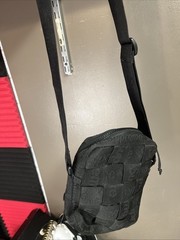 Supreme Crossbody Bag Black Polyester Men’s Authentic From Japan Made In Vietnam