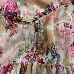 TORRID CRINKLE CHIFFON FLUTTER SLEEVE FLORAL BLOUSE SIZE 2