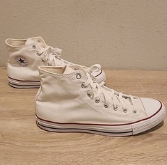 Converse Chuck Taylor All Star High Top Sneakers Unisex M13 W15 Optic White