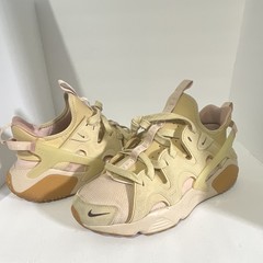 Nike Air Huarache Craft Women’s Low Top Lace Up Mesh Sneakers DQ8031-100