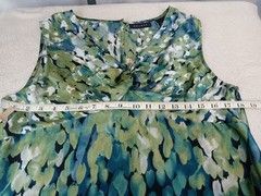 Axcess Top Blouse Womens Large Green Blue Abstract Sleeveless V-Neck Twisted Bus