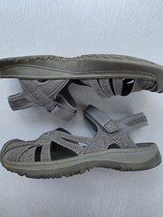Keen Anti Odor Anatomic Footbed US 6 Gray Shoe