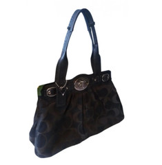 Coach Garnet Signature C Canvas Gathered Black Magic Bag Tote/Shoulder Bag