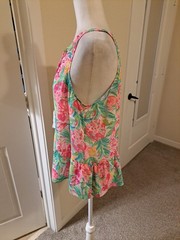Lilly Pulitzer Carolane Halter Top Pear Necessities Size M EUC Returns Accepted