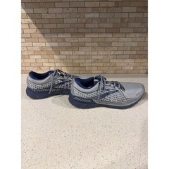 Brooks Running Shoes bundle size 13