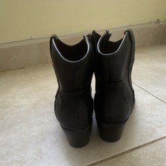 Women’s Black Ankle Booties – Zip Closure Zipper Accents Round Toe