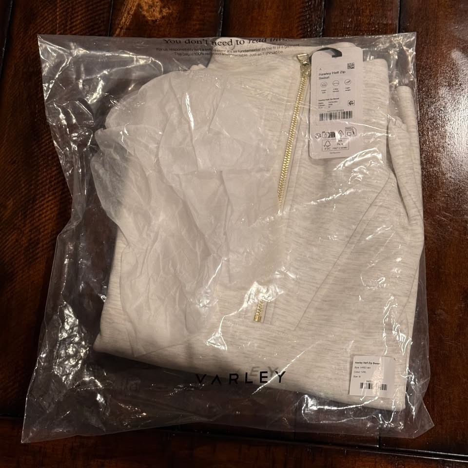 VARLEY Size M Hawley Half Zip Sweatshirt Ivory Marl NWT (UNOPENED)