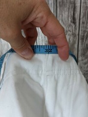 Docker’s Women’s White Vintage Chino Style Flat Front Shorts Size 8 100% Cotton