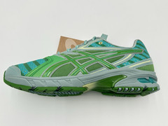 Asics UB9-S Gel-DS Trainer 14 Men’s Size 10 Waterfall Lichen Rock 1203A606-300