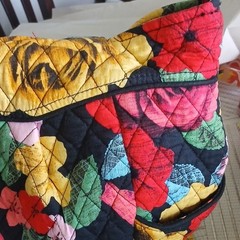 Vera Bradley Retired Havana Rose large tote Zip Closure Inner Pockets