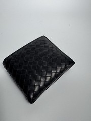 Bottega Veneta Black Woven Bifold Men’s Wallet Credit Card Slots