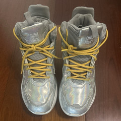 Size 9.5 FILA Unisex Adults Mid Top Lace Up Athletic Sneaker Silver Gray Yellow