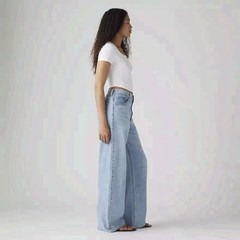 Levi’s Cinch Baggy Lightweight Women’s Jeans – Inseam 31