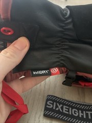 686 Brand Snowboard infiDry Ski Gloves With Wristband Size Medium Dark Red/Black