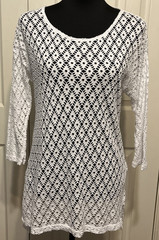 Chico’s Optic White Embry Eyelet Top Size 0(4/6, S)NWT